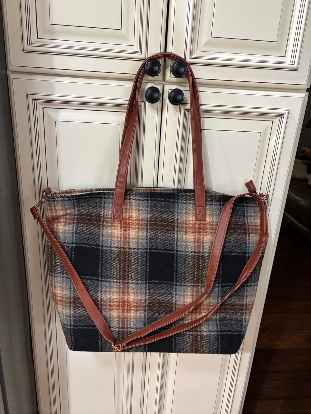 Soft Plaid Tote Bag with Brown Leather Straps and Matching Makeup Bag